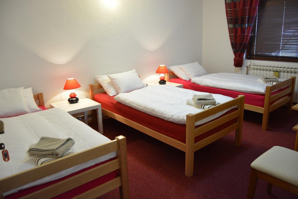 Hostel Denal Сараево Номер фото