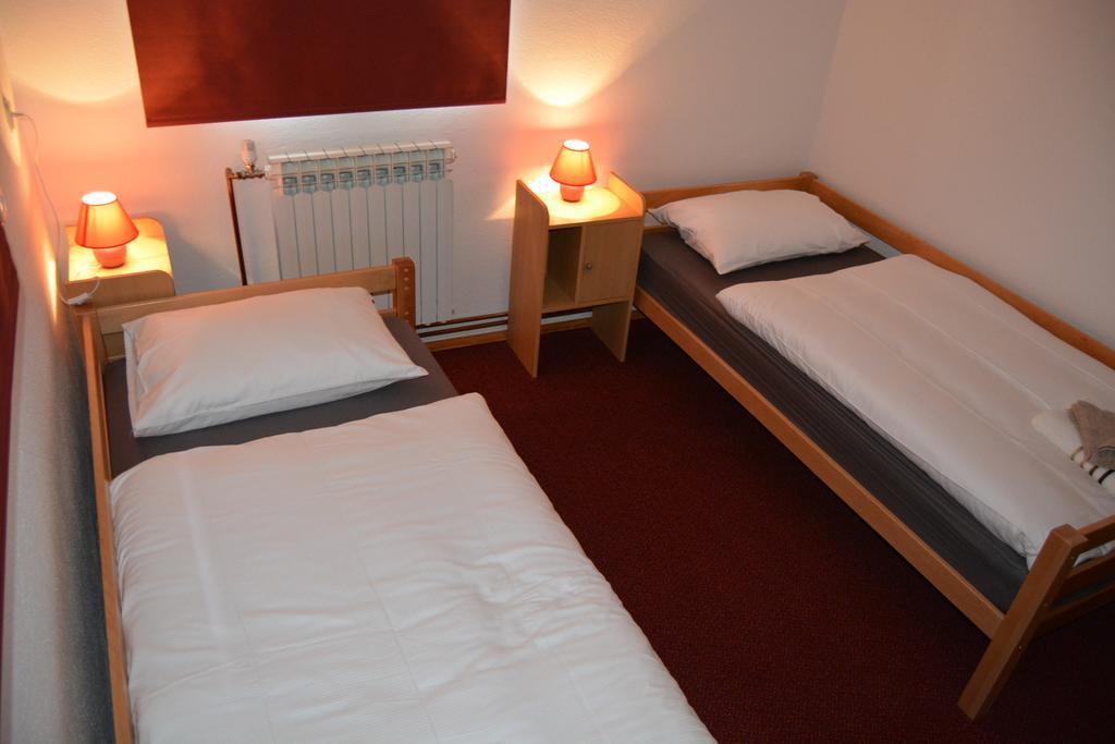 Hostel Denal Сараево Номер фото